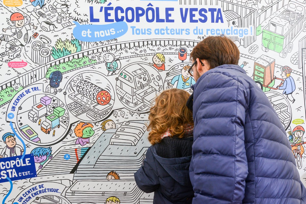LeSmedar's tweet photo. [Quoi de prévu ce week-end ?]#2 :
@LeSmedar participe à #normandiebulle, l'incontournable festival de la BD.

Participez à la fresque murale, confectionnez votre pot à crayon et d'autres surprises vous attendent. Retrouvez-les au festival samedi et dimanche de 10h à 18h.🙂🙃 https://t.co/njnc4x7WMu
