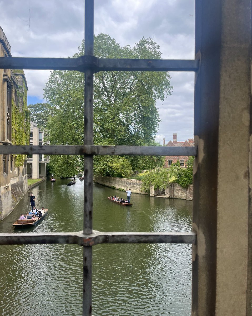 Enjoying sunny Cambridge on the final day of @EHRLC23 at the Centre for Public Law. Huge congratulations to the organisers for putting together such a fantastic event and @MerelVrancken for winning the Jonathon Cooper OBE Early Career Prize!
