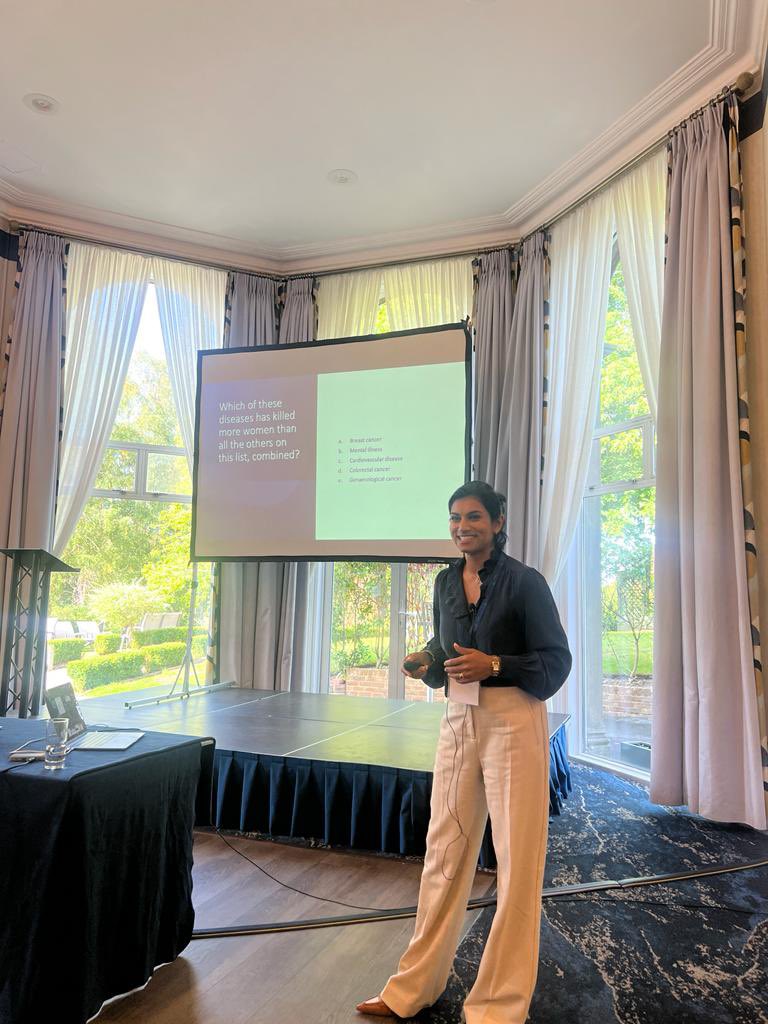 Dr Louise Newson tweet media