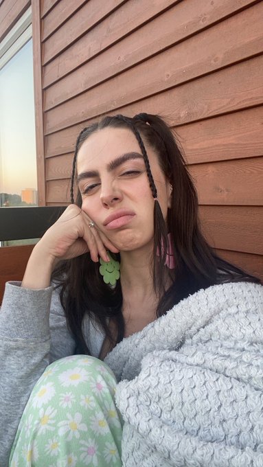 cold weather approaching, grump face loading i've never had fully naked sex outside, would the adrenaline<a href="/tag/mvsales"class="tags"><span>#mvsales</span></a>