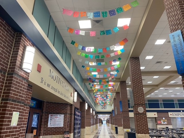 🎉🎊During Berry Miller Junior High's Miller Moment advisory period, students and teachers made papel picado to decorate their school. Each student made a different cutout, and classes strung them together to celebrate #HispanicHeritageMonth. #BuildPearlandProud