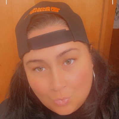 LoMichelle_Polo's tweet photo. #NewProfilePic https://t.co/XTcGvHhUGC