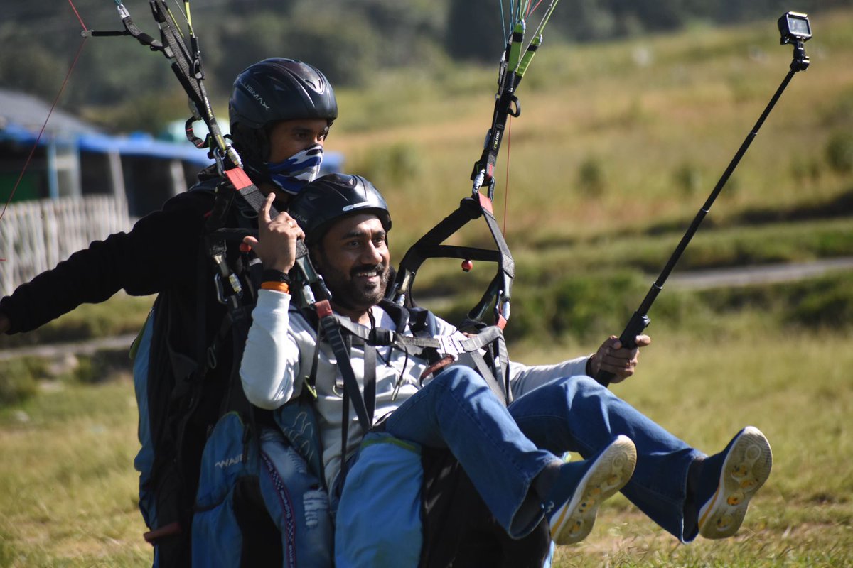 Mountain calling and Fun begins
#anandagarwal #birbilling #paragliding