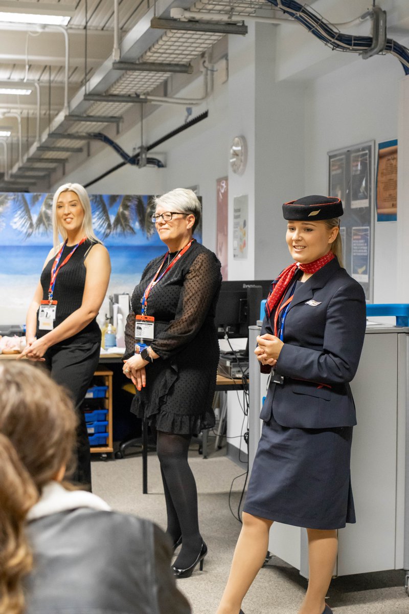 DonnyCollege's tweet image. This week we had the pleasure of welcoming in guests from Eastern Airlines into our Travel &amp;amp; Toursism department to hold a talk! Having these professionals in really helped to give our students an understanding of what day to day life is like in the travel industry! ✈️