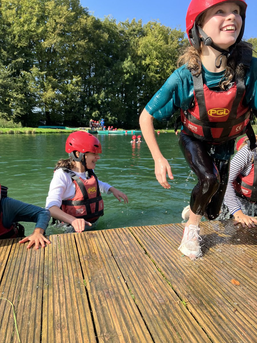 LEH_Trips's tweet photo. Some of the 3rds decided on an early bath today! https://t.co/t7QK0SHIYK