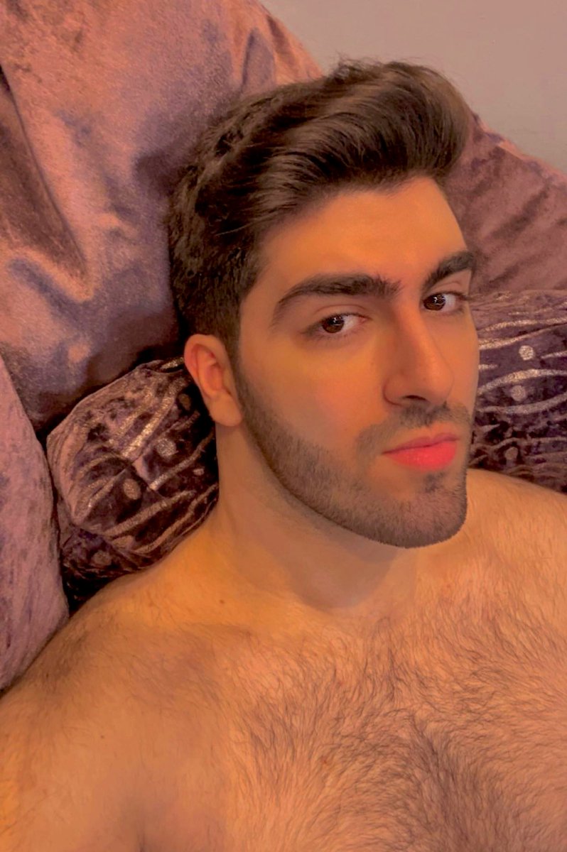 aesthetiCalvin_'s tweet photo. Hi :) https://t.co/0GqSzYwMAm