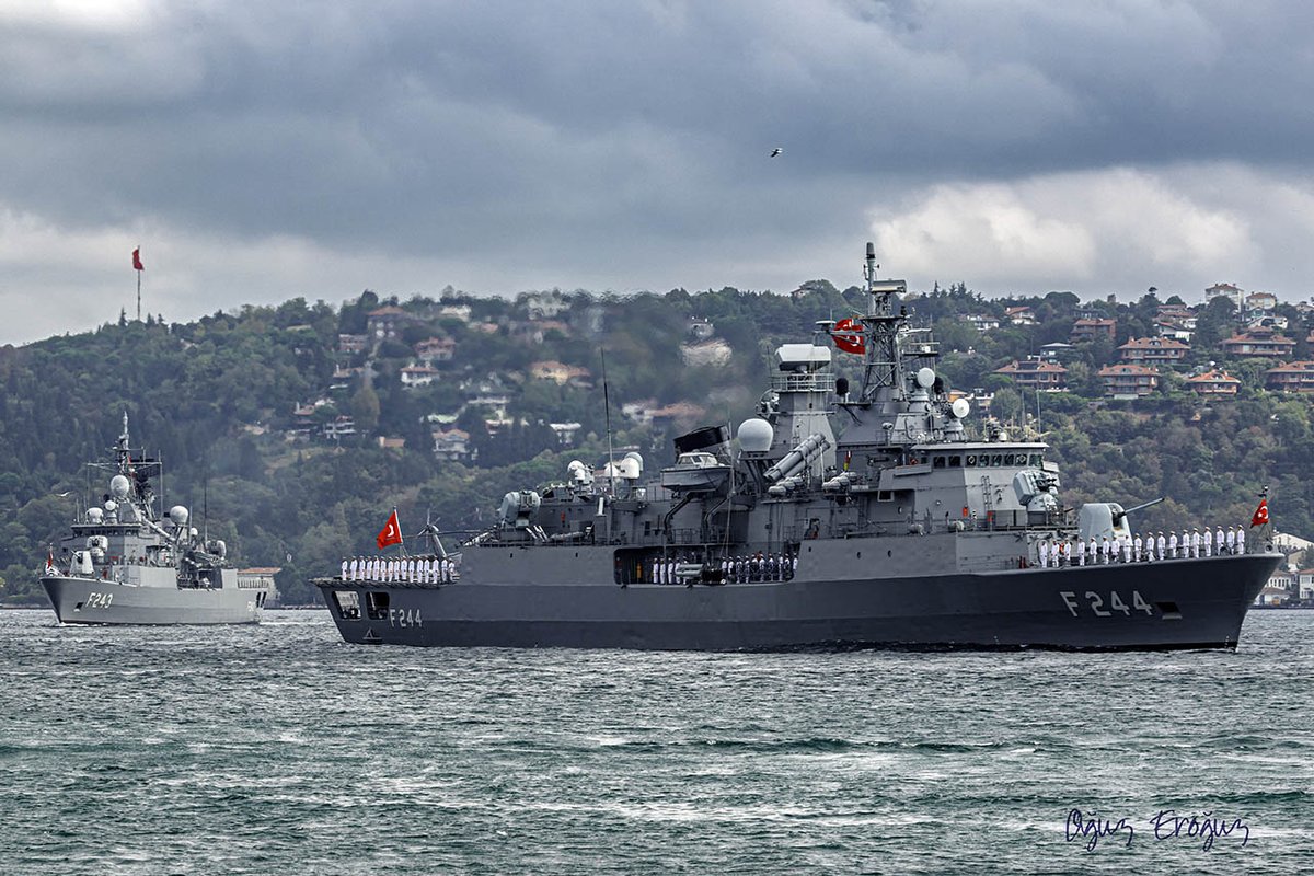 OguzEroguz1's tweet photo. #TurkishNavy's #MEKO200TN Track IIA #BarbarosClass #frigate #TCGBarbaros #F244 #DenizlereHakimOlanCihanaHakimOlur &amp; #YavuzClass #TCGYıldırım #F243 #ÇağdaşSavaşçı #PrevezeDenizZaferi #DenizKuvvetleriGünü https://t.co/ojoZ1Q5oDh