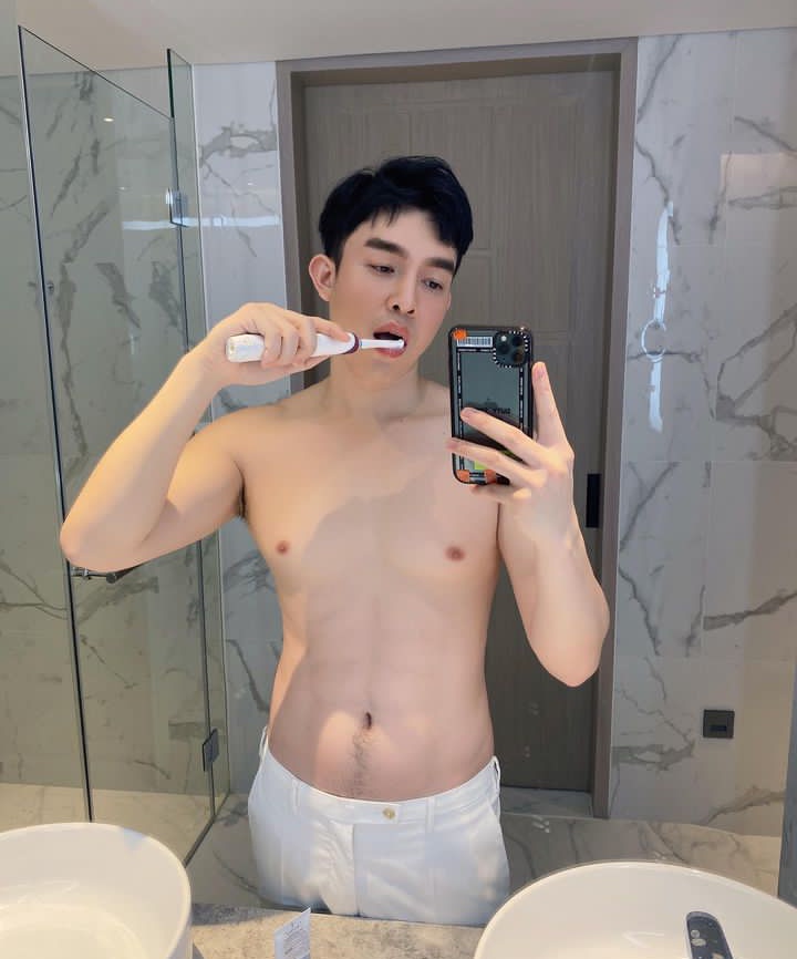 MontueFrisat's tweet photo. Kong Makita moko mamaya sa BGC call my name my libring kiss ka sakin😘
#flydaynight https://t.co/45Gn1ody7c