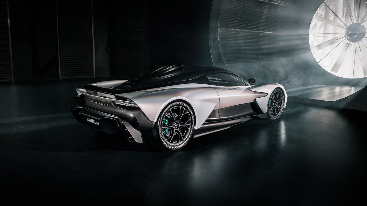 topspeed369's tweet photo. 2024 Aston Martin Valhalla !!!...

Car Specs:
Engine: 4.0L V8 Twin Turbo Hybrid
Weight: 1,550 kg / 3,417 lbs
Power: 744 kW / 998 hp / 1,012 PS
0-100 km/h: 2.5 seconds
Torque: –
Top Speed: 350 km/h / 217 mph

#AstonMartin #Valhalla #AstonMartinValhalla https://t.co/GXiWE63Led