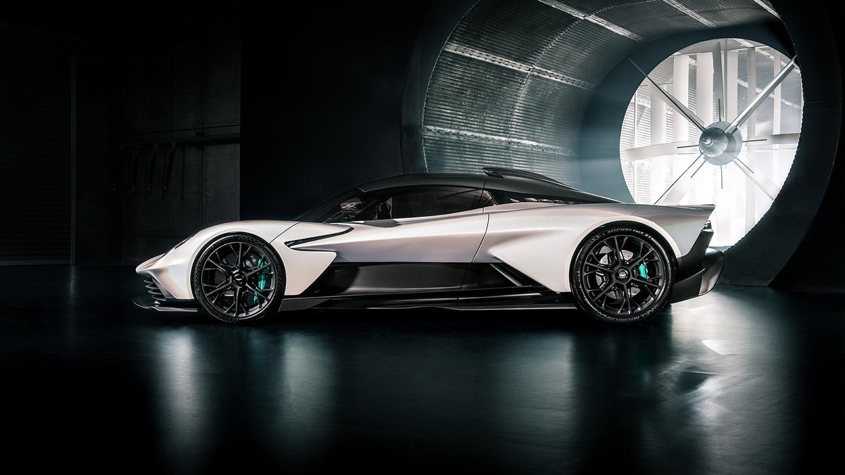 topspeed369's tweet photo. 2024 Aston Martin Valhalla !!!...

Car Specs:
Engine: 4.0L V8 Twin Turbo Hybrid
Weight: 1,550 kg / 3,417 lbs
Power: 744 kW / 998 hp / 1,012 PS
0-100 km/h: 2.5 seconds
Torque: –
Top Speed: 350 km/h / 217 mph

#AstonMartin #Valhalla #AstonMartinValhalla https://t.co/GXiWE63Led