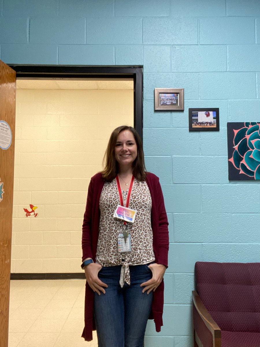 EphesusElem's tweet photo. Yesterday's cozy shades of brown got use even more excited about it being fall! @chccs https://t.co/ysc3pppZuf
