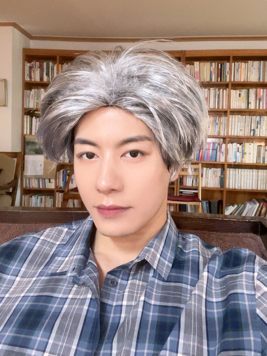 VAV_official's tweet photo. [VAV] 에이팀 선물🎁

행복한 연휴 보내💕

#VAV #브이에이브이 #추석 #한가위 #Chuseok
#HappyChuseok #즐거운한가위보내세요 https://t.co/CO2Ko53cn3