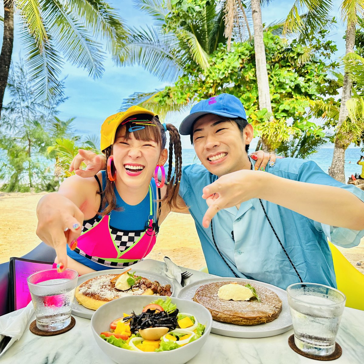 最終回で登場／ 例のステッカーをプレゼント🎁 なるほどDからの手渡し