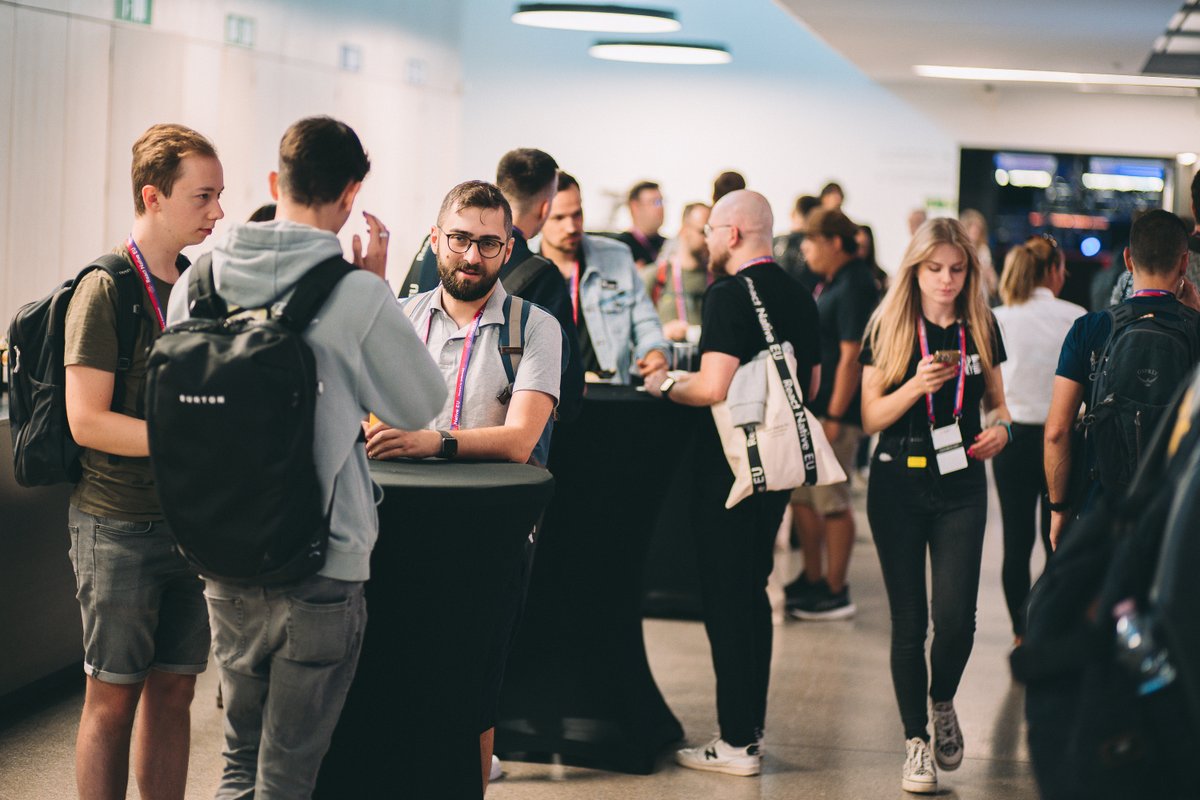 reactuniverse_'s tweet image. We mean it when we say that #ReactNativeEU is a thought-exchange platform, fueling innovation and inspiring collaboration 🤝Join us next year to expand your horizons, create lifelong friendships, and be part of the incredible React Native community ➡️ hubs.li/Q023Q8Dr0
