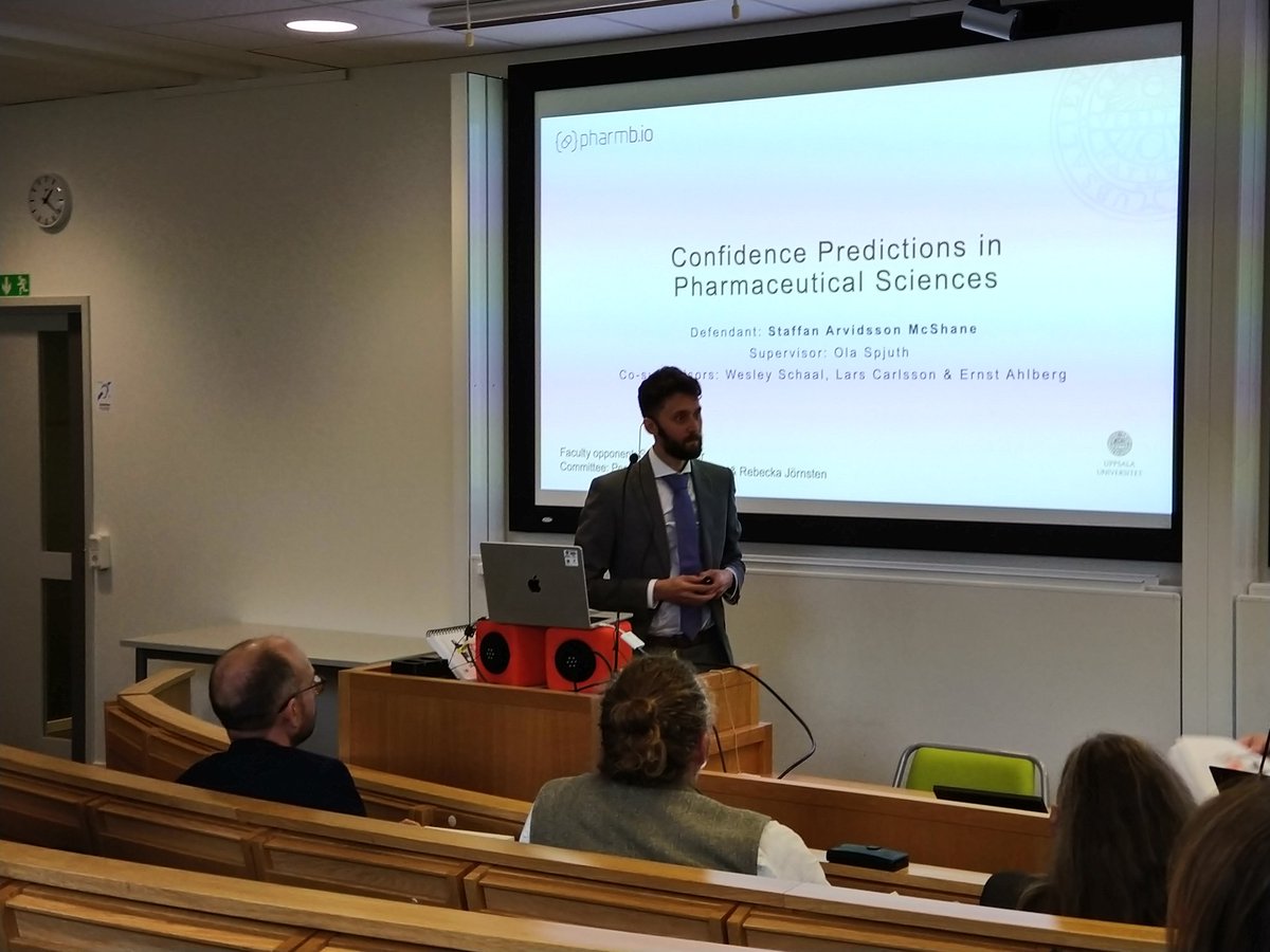 smllmp's tweet image. Today at dissertation for former pharmb.io colleague Staffan Arvidsson McShane on the very interesting topic of confidence &amp;amp; #conformalprediction in drug discovery &amp;amp; pharmaceutical sciences. Best of luck Staffan!