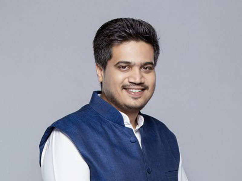 AdYashkumar's tweet photo. सन्माननीय आमदार रोहीत पवार ( दादा) आपणास वाढदिवसाच्या मंगलमय सदिच्छा देतांना.. 💐💐 दिलों में तुम अपनी बेताबियाँ लेके चल रहे हो~तो ज़िंदा हो तुम
नजर में ख्वाबों की बिजलियाँ लेके चल रहे हो~तो ज़िंदा हो तुम.आपण या देशाची युवा ताकत आहात नक्कीच हा देश प्रेरणादायी ठरेल तुमच्या साक्षी. https://t.co/3deOXsdYRY