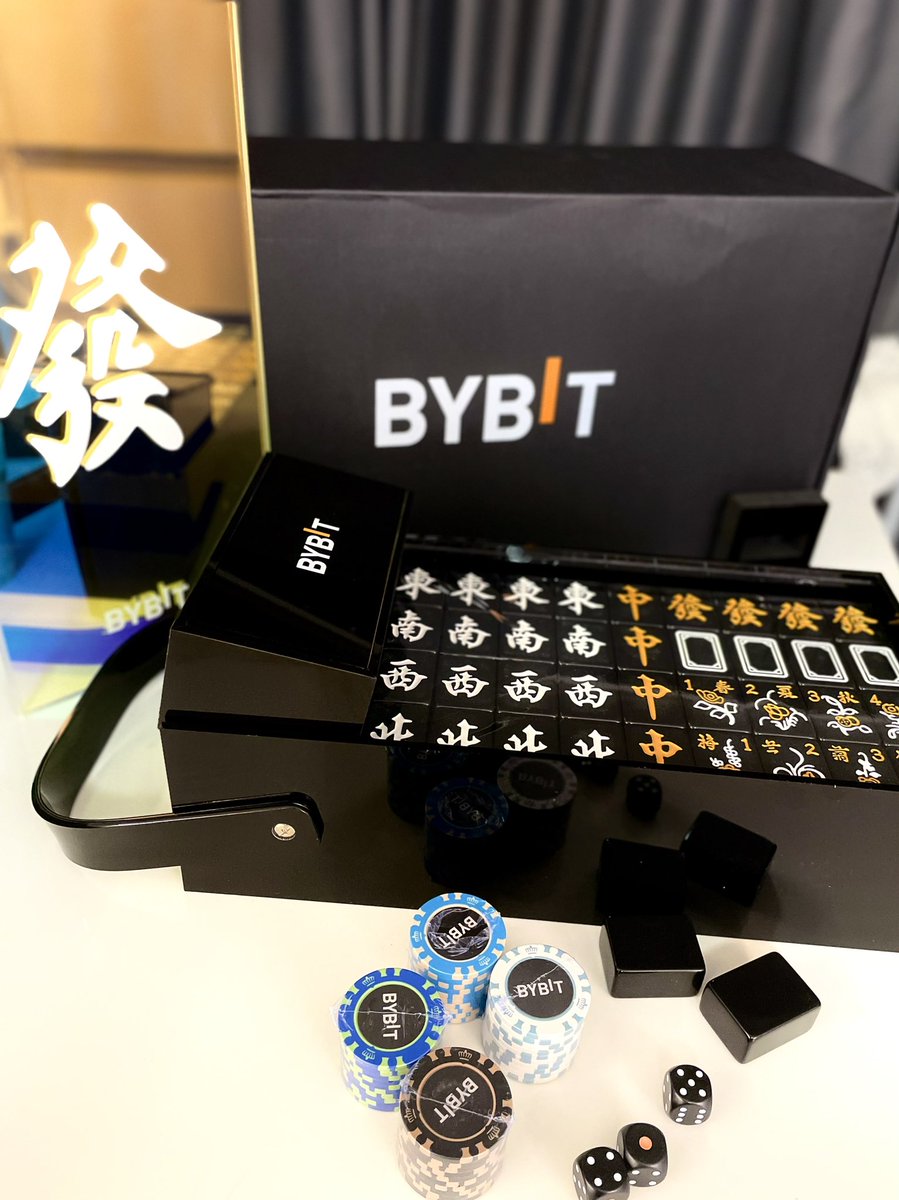 这也太适合中秋国庆阖家团团圆 然后打打麻将了8！

这个质感很nice！我妈已经迫不及待的让我把它寄回家了🥺

我是家里打麻将最菜的一个 自备工具准备肥家输钱钱惹🥺🥺🥺

感谢～@Bybit_Official @Bybit_ZH @0xMartin824 @benbybit 

#bybit #中秋 https://t.co/45h8t9UcsT