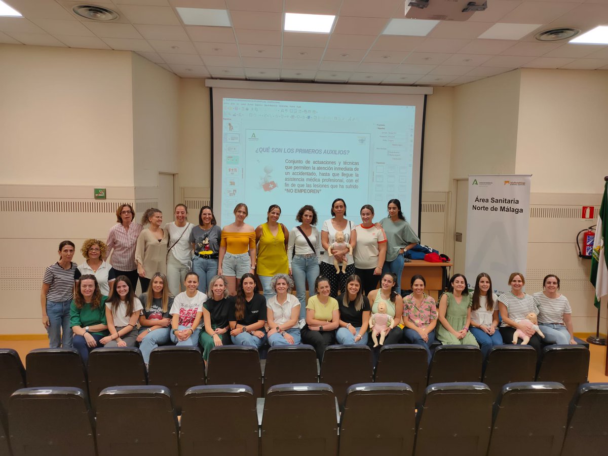 SaludNorteMalag's tweet photo. También hoy en Hospital de #Antequera hemos tenido Taller de primeros auxilios profesionales de centros educativos infantiles 👶🏻👶🏻👶🏻 (CEI SAN FRANCISCO, CEI ALMINARES, CEI DON CHUPETE, CEI PEQUEMUNDO, CEI VALKE DE ABDALAJÍS) https://t.co/BVxJVc3NOM