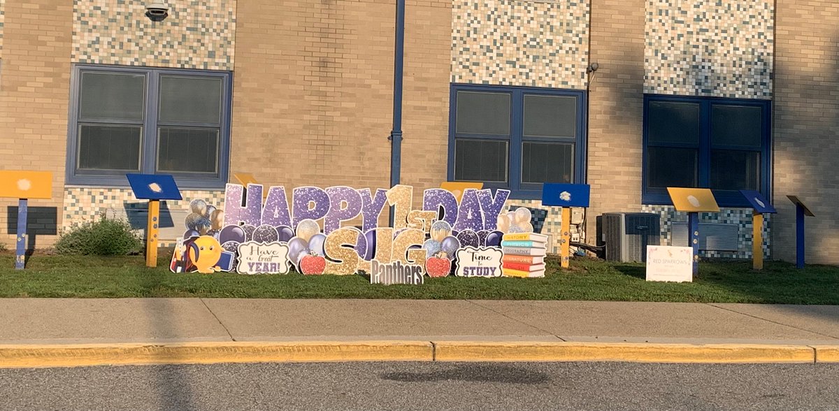 ELLPeqPanthers's tweet photo. Happy ChuSeok (Korean Thanksgiving)! It's been a wonderful first month of school and to end it on a day of thankfulness feels extra special. This is the beginning of another amazing year 💪🙌 #LeapIntoLearning 🐸 @SJGPride @panthertownNJ https://t.co/9OqL24mFS2