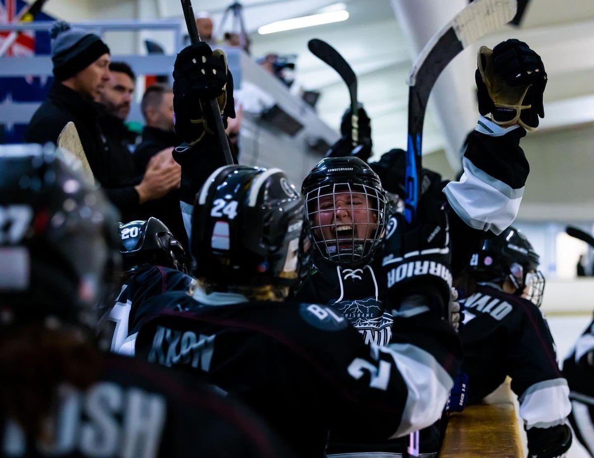 bnelightningice's tweet photo. Are you as excited as we are for tickets to go LIVE at 9am TOMORROW morning!⚡️ (30th September)
•
Get in quick before they sell out⚡️
https://t.co/yOO2nYwiMx
•
#golightninggo #brisbanelightningwomens #icehockeyqueensland #icehockeyaustralia https://t.co/rpstRiU2KE