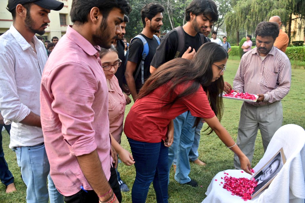 directoragbhu's tweet photo. "If Agriculture fails, Everything Else will fail."
Institute of Agricultural Sciences, BHU pay homage to Dr M.S. Swaminathan - "The Father of Green Revolution in India". https://t.co/EQtz3eBN7R