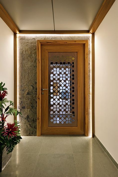 al_ahmadain's tweet photo. Step into a world of timeless beauty and practicality with our exquisite door designs. From classic wooden doors that exude warmth and charm to sleek modern styles that redefine contemporary living.
#DoorDesign #InteriorInspiration #HomeDecor
#EntrywayGoals #HouseBeautiful https://t.co/6MGwhOb6nX