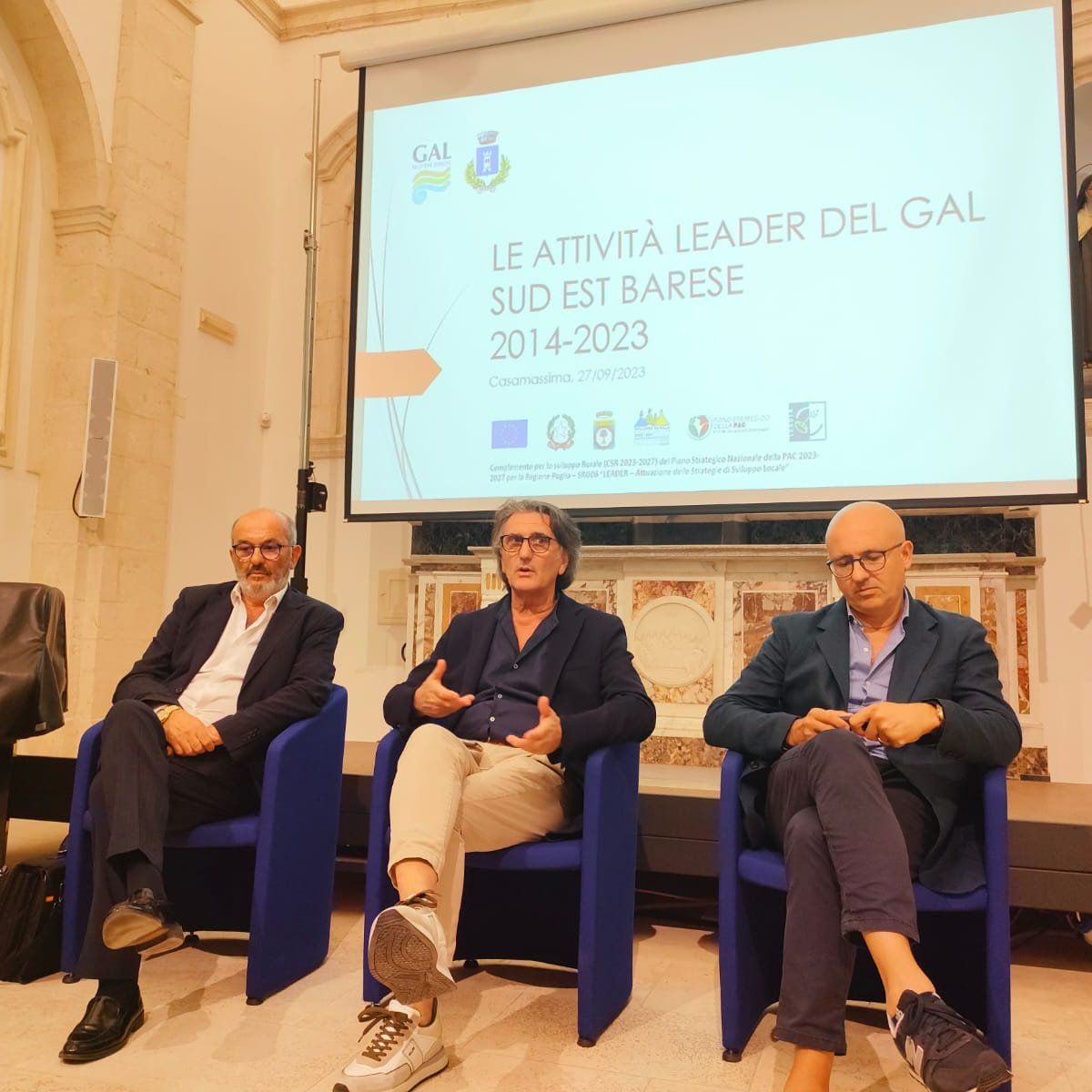 GALSudEstBarese's tweet photo. Oggi il GAL fa tappa ad Acquaviva delle Fonti per una consultazione con le istituzioni, le associazioni, le imprese in vista della nuova Strategia di Sviluppo Locale 2023 2027. L'appuntamento è alle ore 19 a Palazzo De Mari in Sala Colafemmina. https://t.co/jIqxLN1tKs