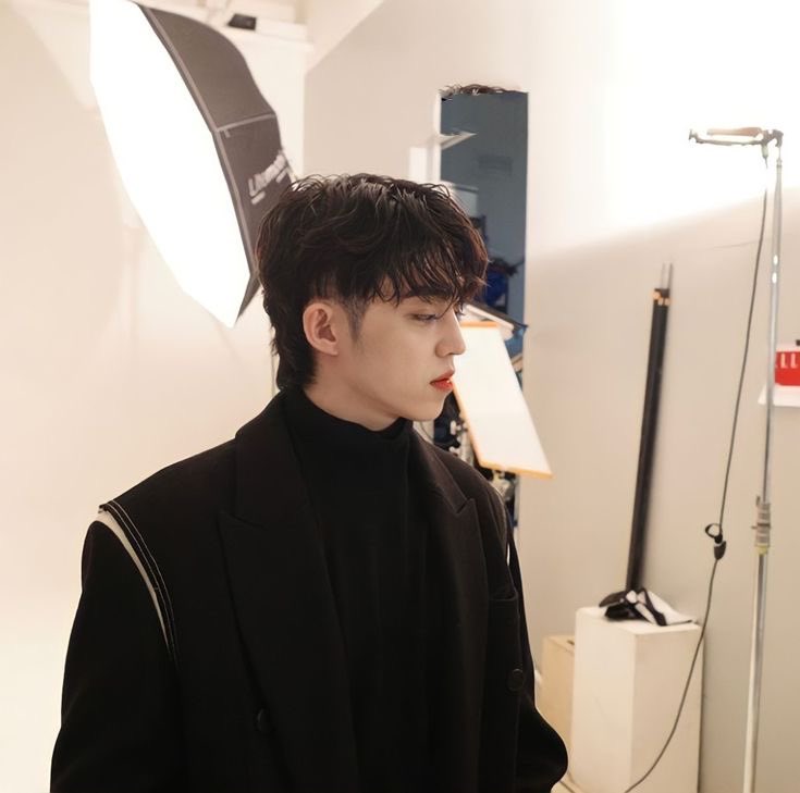 yyoonzino's tweet photo. unplanned, unexpected 

— jeongcheol short au https://t.co/XfYqGDWeUJ