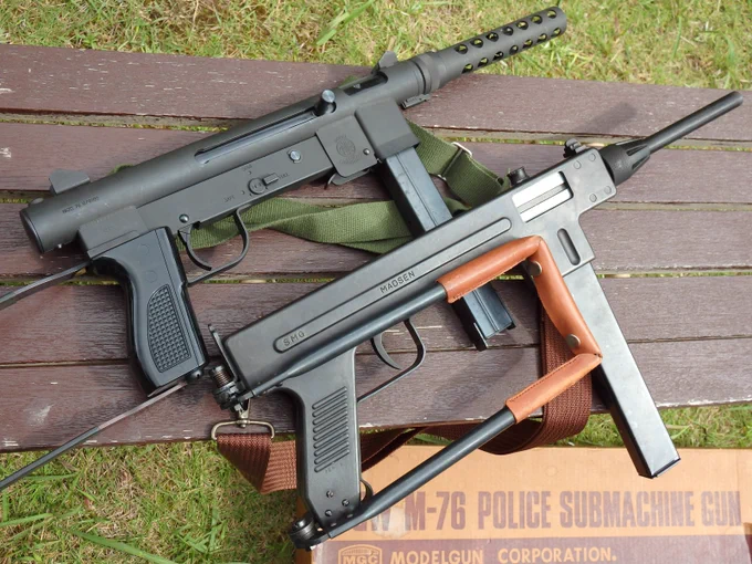 癖の強そうな奴らを…#違う銃で4枚 