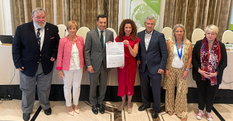 EU_CoR's tweet photo. Local and regional governments are the ones transforming climate goals into actions

Ahead of #COP28, the #LGMA Consistuency jointly called for recognising the pivotal role of local authorities in delivering global climate ambitions.  

#MultiLevelActionDelivers 
#EUGreenDeal