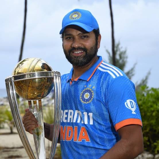 asmemesss's tweet photo. No Indian and Rohit Sharma fan should have less than 3K followers during World Cup 2023 Drop "💙" and follow each other there in the comments Start and Retweet. https://t.co/EyFtONnUJ0