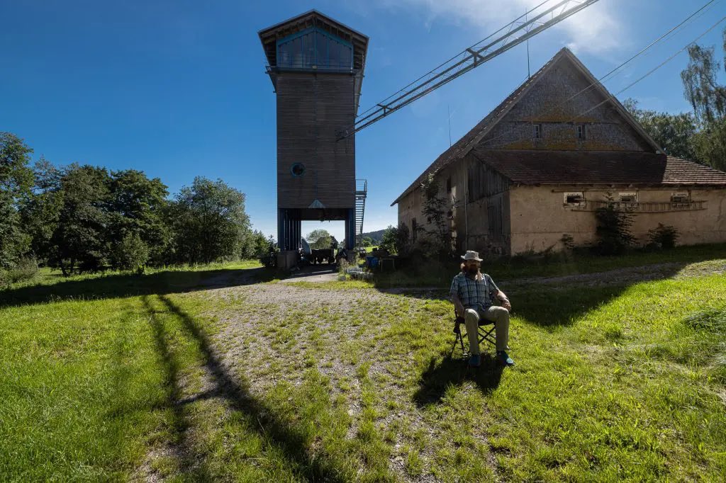 crehage's tweet photo. I sit in front of the old mill in Waldhausen.
#TheLongestSit
#TheLongestWay
#WhereAmIGoing
https://t.co/7na3hG5Kbs https://t.co/mDOWcSsKP4