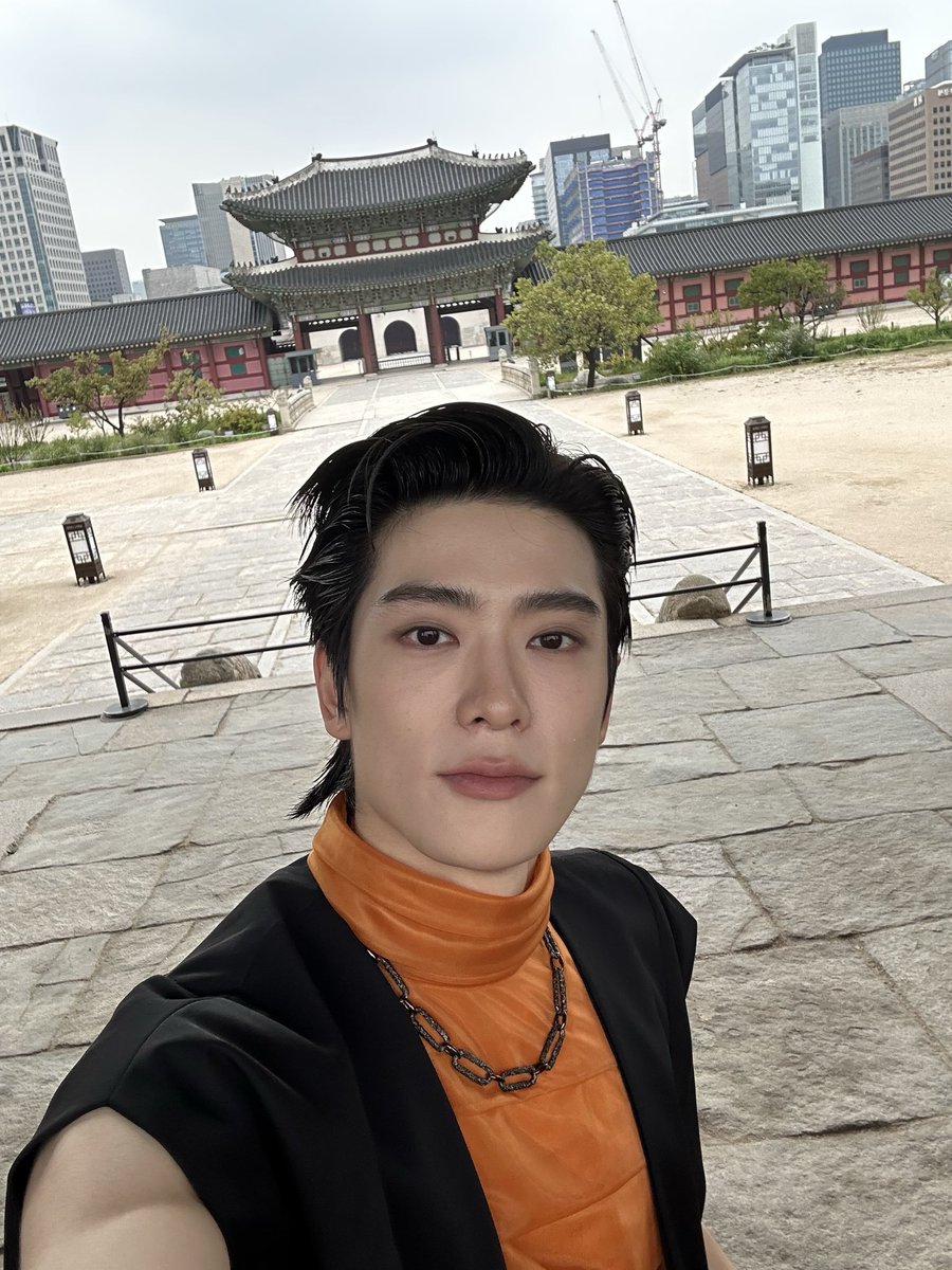 hourly jaehyun tweet media