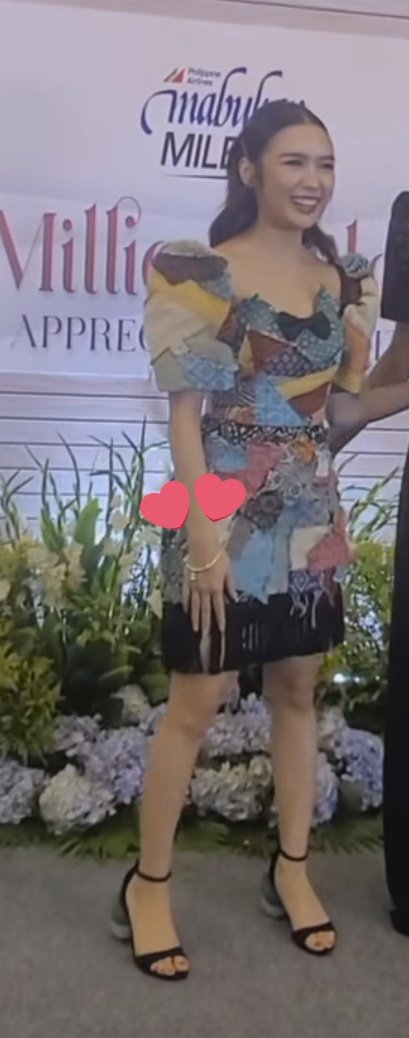 Ahlmara29's tweet photo. Ang mahiwagang este mahalagang bracelet!  

SINO SI CLAIRE
#FractureEp3 | #FranSeth https://t.co/YEKCy85Bwp