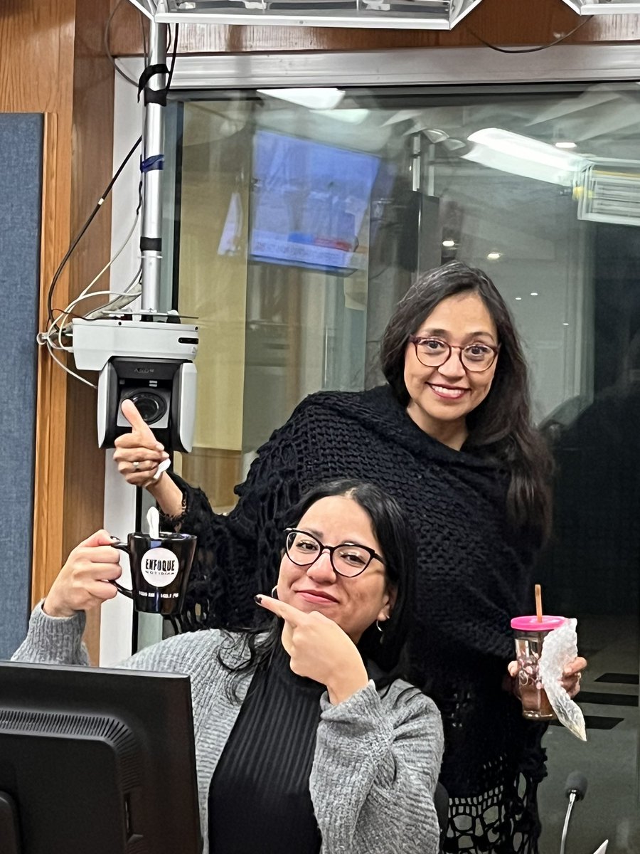 EnfoqueNoticias's tweet photo. Ya comienza #Amanece en @EnfoqueNoticias con @labuenanoticia 

Escúchala en:
https://t.co/npvQsO3WbU
100.1FM | 1000AM
App disponible para iOS y Android https://t.co/6zHXxNFJ3y