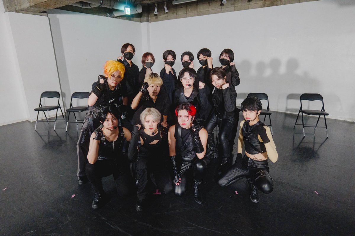 ITCHY_film's tweet photo. 明日19:30
先日撮影した
【ATEEZ(에이티즈) _ Cyberpunk 】のカバーダンス動画が公開されます！

よろしくお願いします！✨
#ATEEZ #에이티즈  #コピユニ #カバーダンス #Kpop #踊ってみた https://t.co/YOhMmqNggG