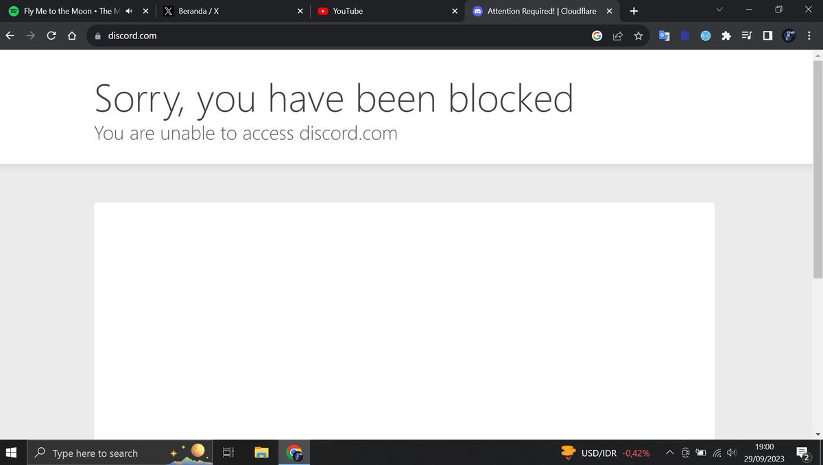 Lisagaswaki's tweet photo. what's wrong with Discord, is everyone experiencing this?
#Discord https://t.co/s49gytDTfp