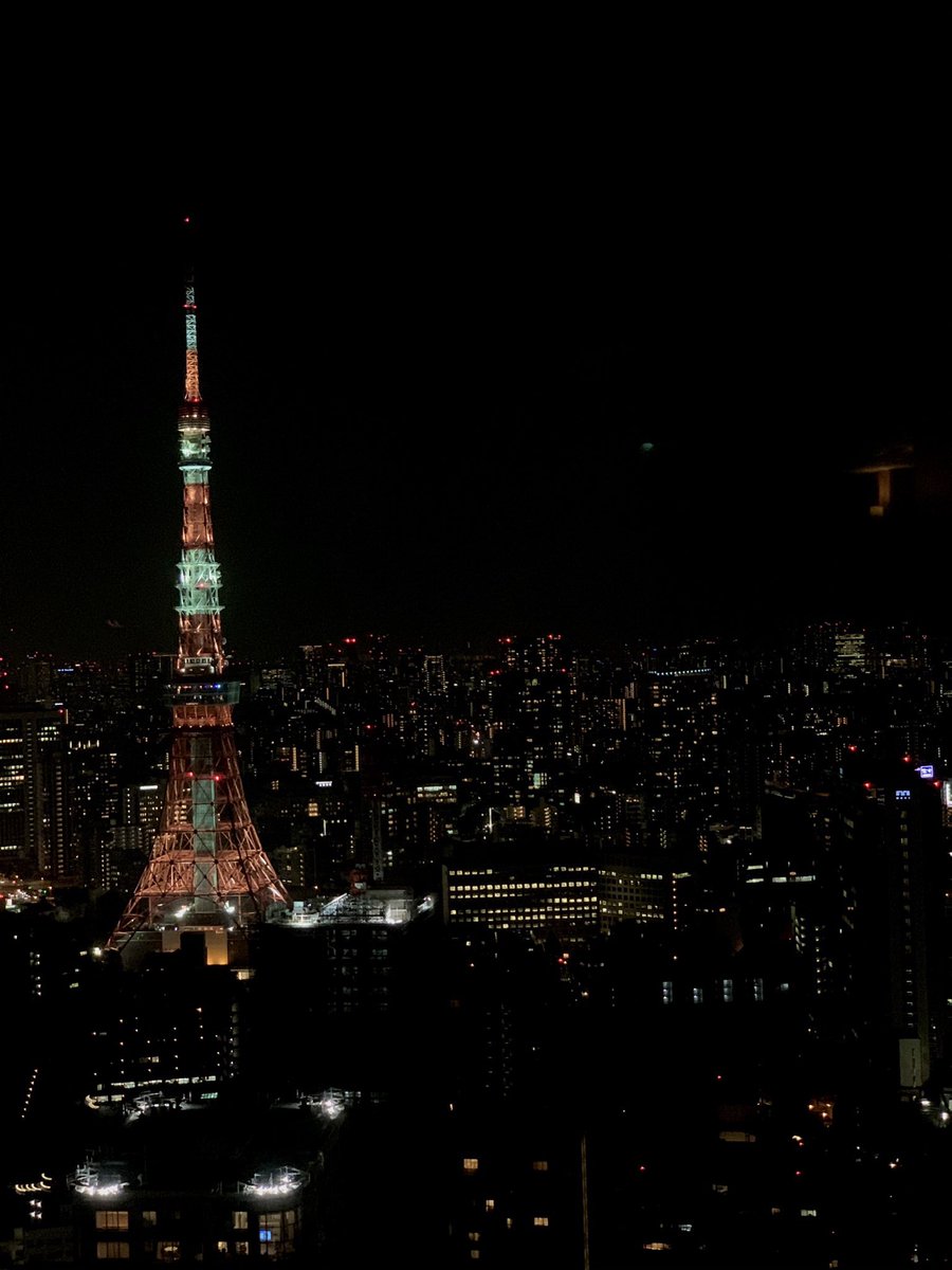 chameshipj's tweet photo. こっち来て久しぶりにホームパーティ顔出したけどやっぱりP活より全然楽しい復帰できない🫠🫠 https://t.co/mJXyOe8PuG