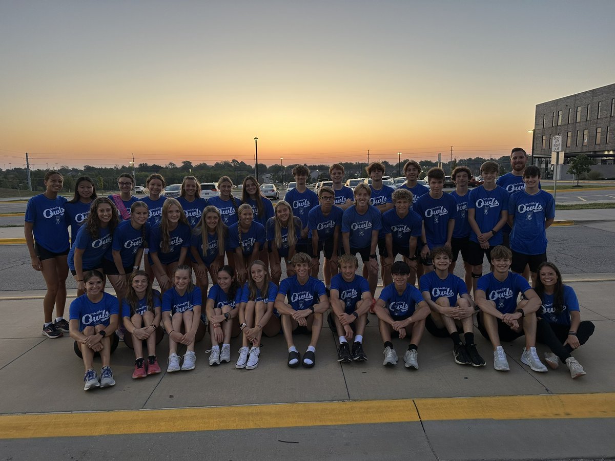 owlxc's tweet photo. Off to Fayetteville for the Chile Pepper Festival!! 💙🌶️🤩 #getspicy #letsdothisthing https://t.co/coLtpp3iV3