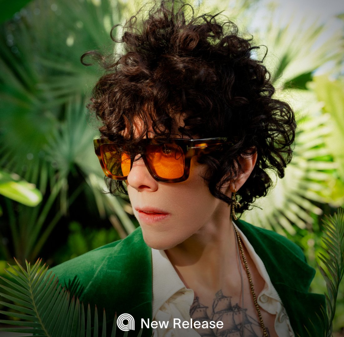 anghami's tweet image. #LP's new song on #Anghami made my #DayGlow 🥰

🔗 g.angha.me/8g9jlj09 🔗

@iamlp