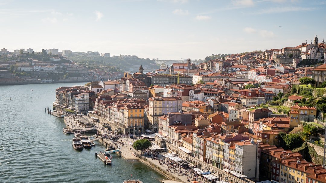 The iconic blue and white tiles that you see all over Porto are known as 'azulejos.' This beautiful form of Portuguese painted, tin-glazed, ceramic tilework dates back to the 13th century.

#TravelPortugal #Porto #Azulejos #Culture #HistoricArt

Photo by Matt Roskovec