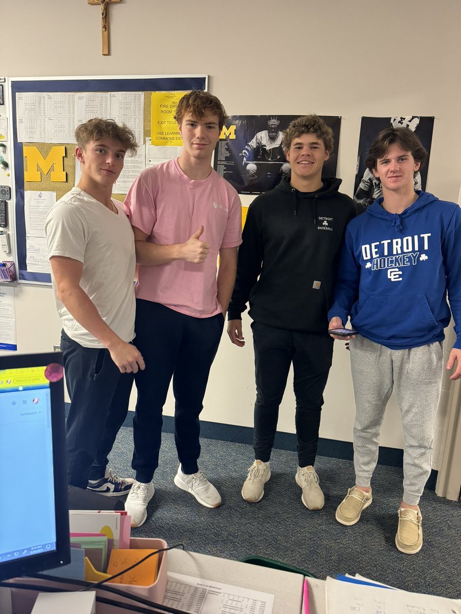 Off to run the #shamrockshuffle raising funds for <a href="/MakeAWish/">Make-A-Wish America</a>