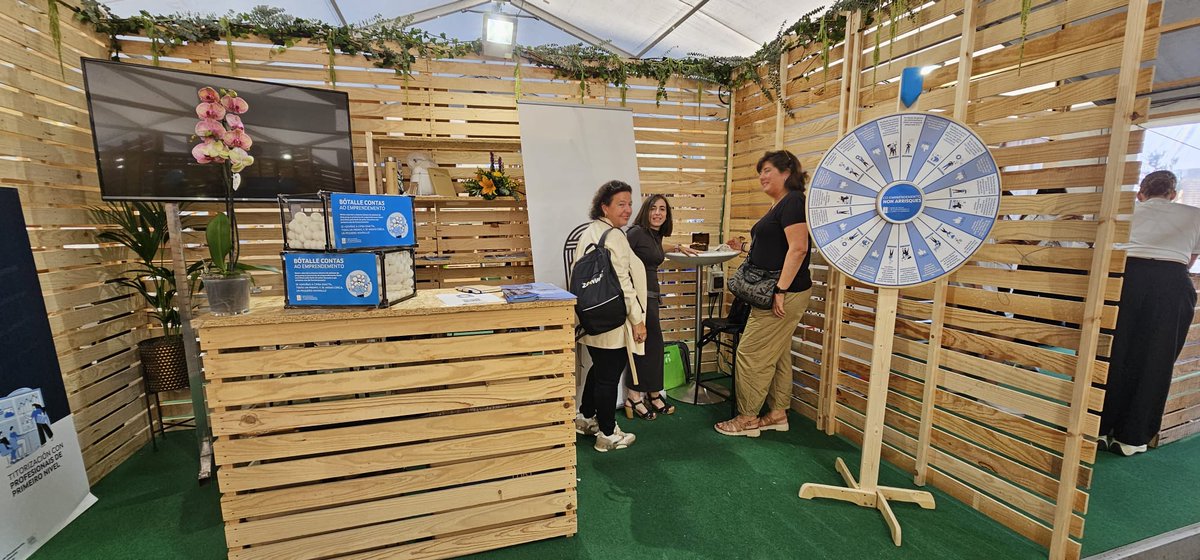 📣 Hoxe e mañá, a 𝐑𝐞𝐝𝐞 𝐝𝐞 𝐩𝐨𝐥𝐨𝐬 𝐝𝐞 𝐞𝐦𝐩𝐫𝐞𝐧𝐝𝐞𝐦𝐞𝐧𝐭𝐨 participa no @pontupstore dentro do stand da <a href="/Xunta/">Xunta de Galicia</a>.

Inscríbete ⤵ nas actividades!
🎯 O xogo de emprender
🗣️ Mesa redonda sobre emprendemento en #EconomíaSocial e #innovación

ℹ polosemprendemento.gal/calendar/parti…