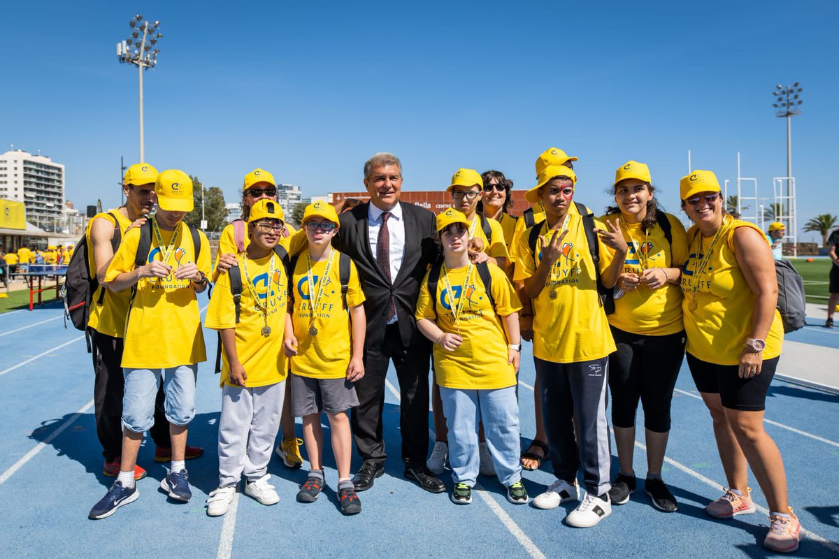 Molt emocionat de ser present un any més a l’Open Day que organitza la @FundacionCruyff, la millor manera de recordar el seu llegat, la seva humanitat i el seu compromís amb l’esport inclusiu.