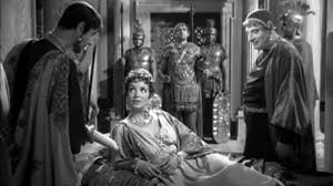 merlinpapin3's tweet photo. .@FredOL69007 .@tbarnaud   Ce soir sur .@France3tv (Cinéma de Minuit)  le film  #Messaline de Carmine Gallone (1951)
Avec : María Félix, Georges Marchal, Delia Scala, Carlo Ninchi, Camillo Pilotto, Germaine Kerjean, Memo Benassi, Erno Crisa

Affamée de pouvoir et de plaisir, Messaline change d'amants aussi vite qu'elle élimine ses ennemis, comme le droit Valerius.

Elle réussit même à convaincre l'empereur Claude, dévasté par un faux oracle, que pour qu'il soit sauf, elle doit se remarier avec son amant Caius Sillus ; mais le plan avec lequel elle pense s'emparer du trône impérial se retournera contre elle.