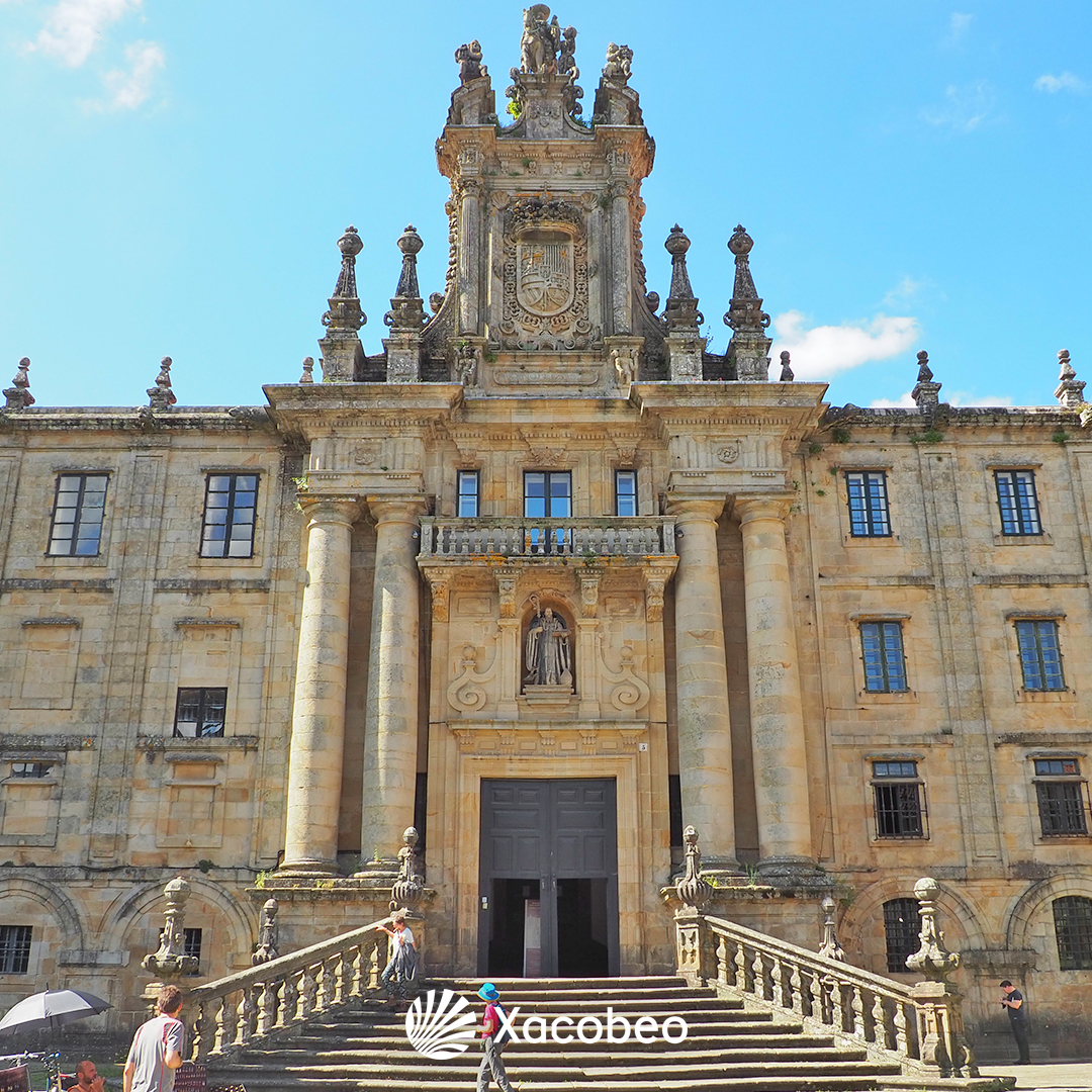😍 Inevitable mirar cara á impoñente fachada de San Martiño Pinario, non cres?

#Xacobeo #SantiagoDeCompostela