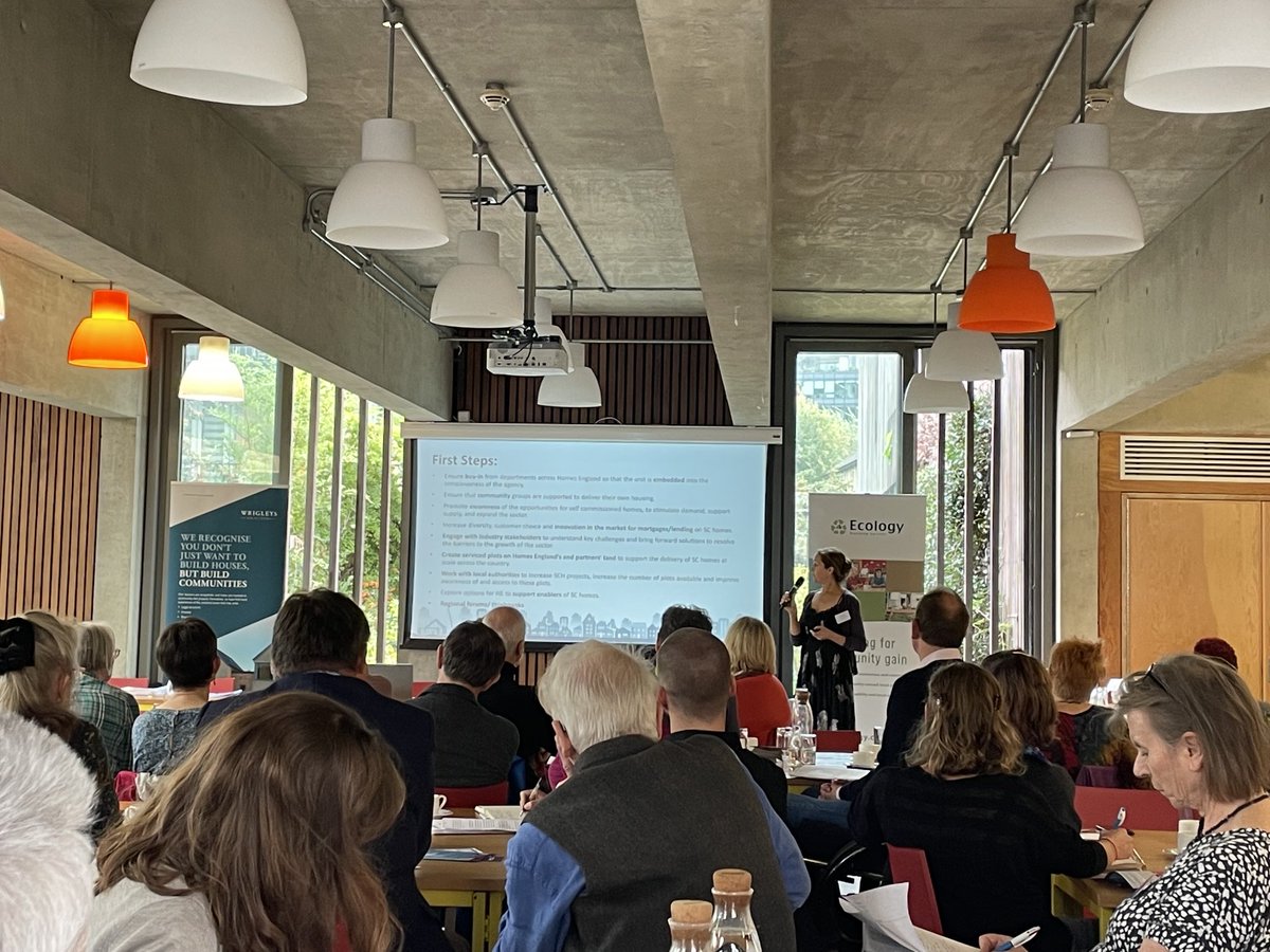 WarderTom's tweet photo. Some lively debate at what was a really good ⁦@UKCohousing⁩ summit event. “we know community housing is more stable, more sustainable, less risky” ⁦@richardbaconmp⁩ as part of a rousing call to ⁦@HomesEngland⁩ to continue its efforts to support the sector. https://t.co/TUgYqZe3r8