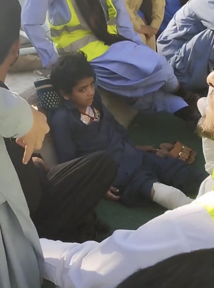 F_karamizand's tweet photo. There were also children among the wounded of #Zahedan today. The regime of the mullahs does not spare any crime.
#IRGCterrorists‌
#MahsaAmini https://t.co/SGCvgQaWLa