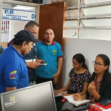 sucre_merida's tweet photo. 🎓 Jornada de las tres Misiones educativas Robinson, Ribas y Sucre de la mano con el CEET  Mérida, un abordaje en las instalaciones de la Direccion Administrativa Regional Dirección Ejecutiva de la Magistratura del Poder Judicial.

@RedMisionSucre @gobernacionmrd https://t.co/dhfRlyjMdh