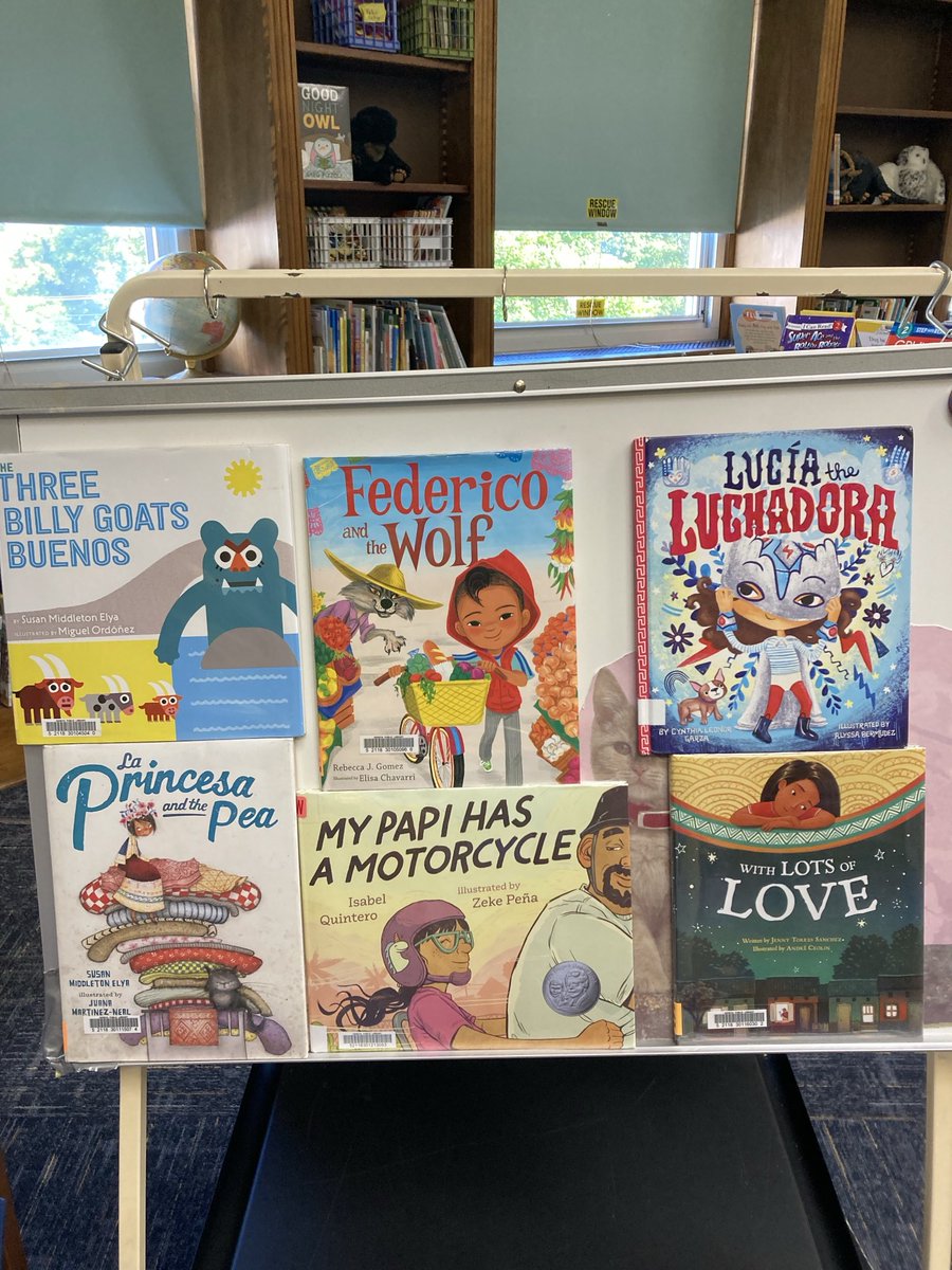 MPorschet's tweet photo. Celebrating Hispanic heritage month in the library with some great books, learning some Spanish words and dancing the salsa! ⁦@MWCSD_Valley⁩ https://t.co/NdstF6N82I